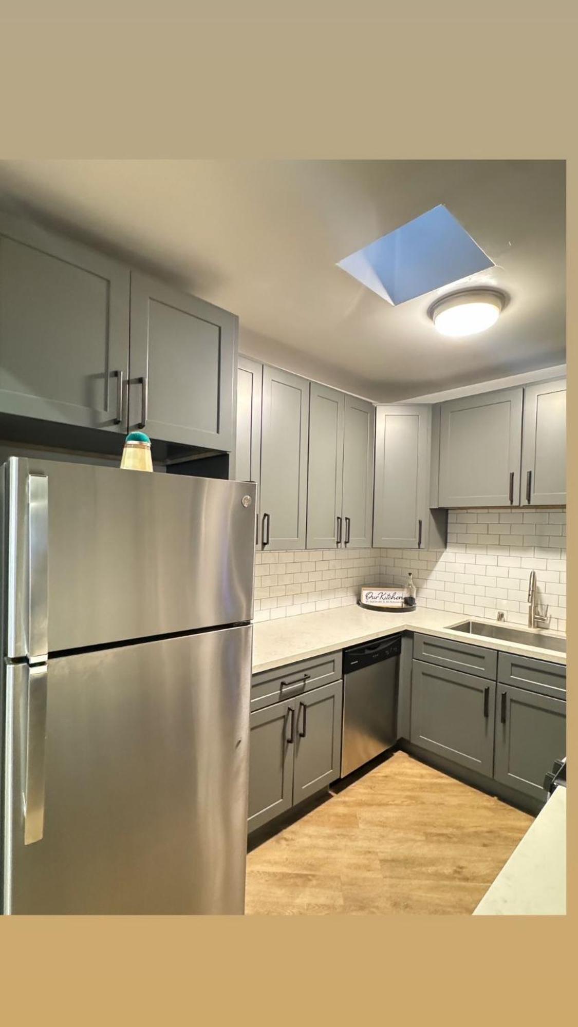 Incredible Two Bedroom Hollywood Apartments Free Parking لوس أنجلوس المظهر الخارجي الصورة